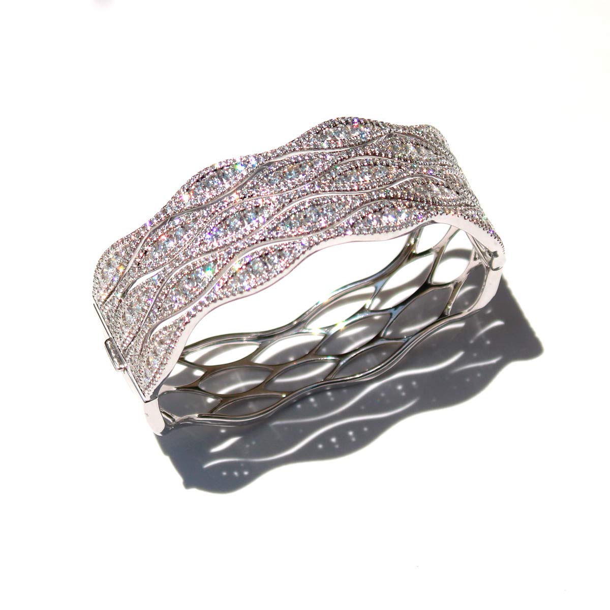 Onda Diamond Wave Bracelet