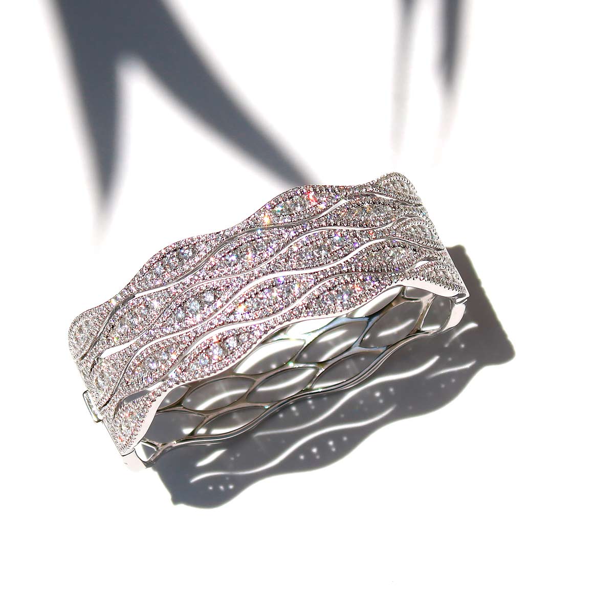 Onda Diamond Wave Bracelet