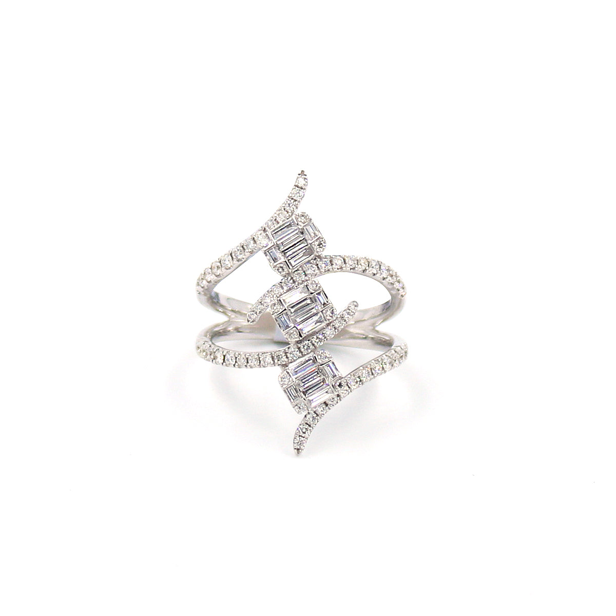 Pinza Diamond Ring
