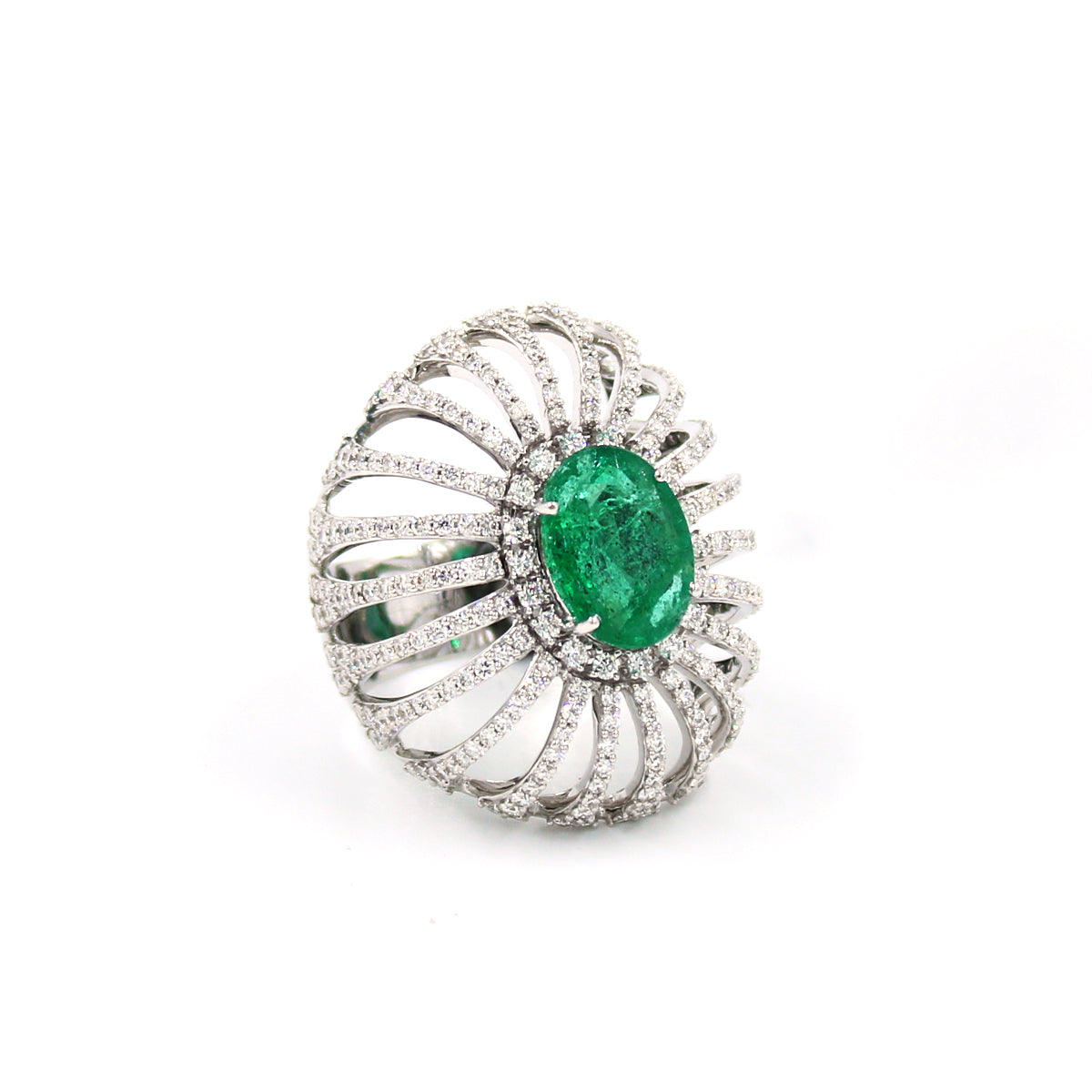 Ragna Emerald and Diamond Ring