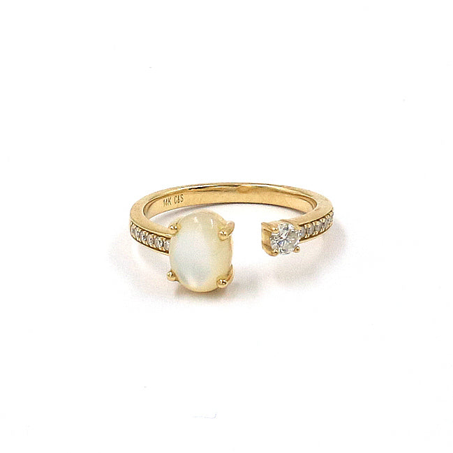 Signature - Mother of Pearl & Diamond Toi et Moi Ring