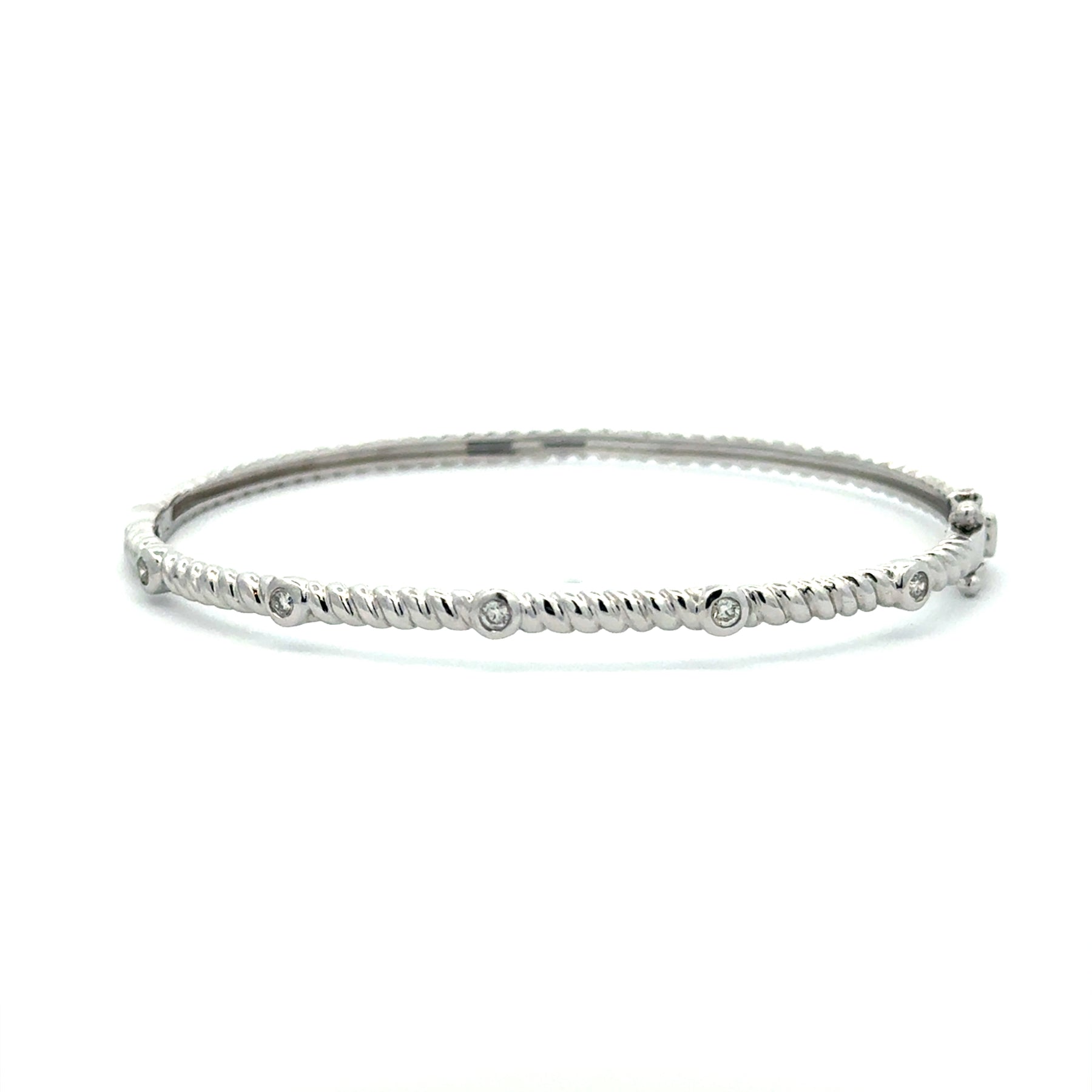 Alba Bangle in White Gold